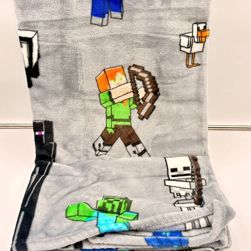 Minecraft Plush Throw Blanket Gray 46x60 Alex Steve Enderman Skeleton Zombie